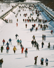 Ice skating Ottawa– Rideau Canal Skateway
